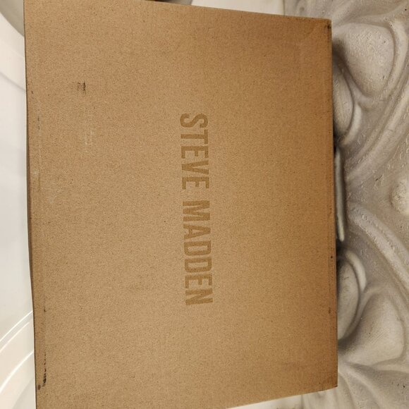 Steve Madden Crue-F Natural Sherling Boots. NIB. Size 9.5 - Picture 11 of 11